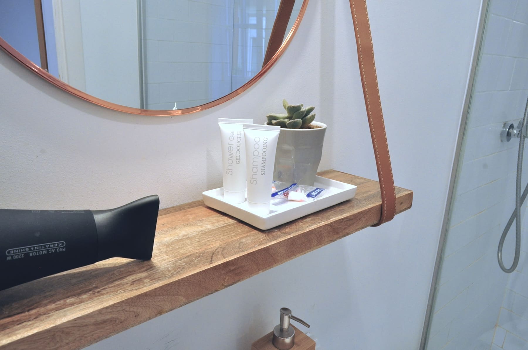Stylish Suite 22